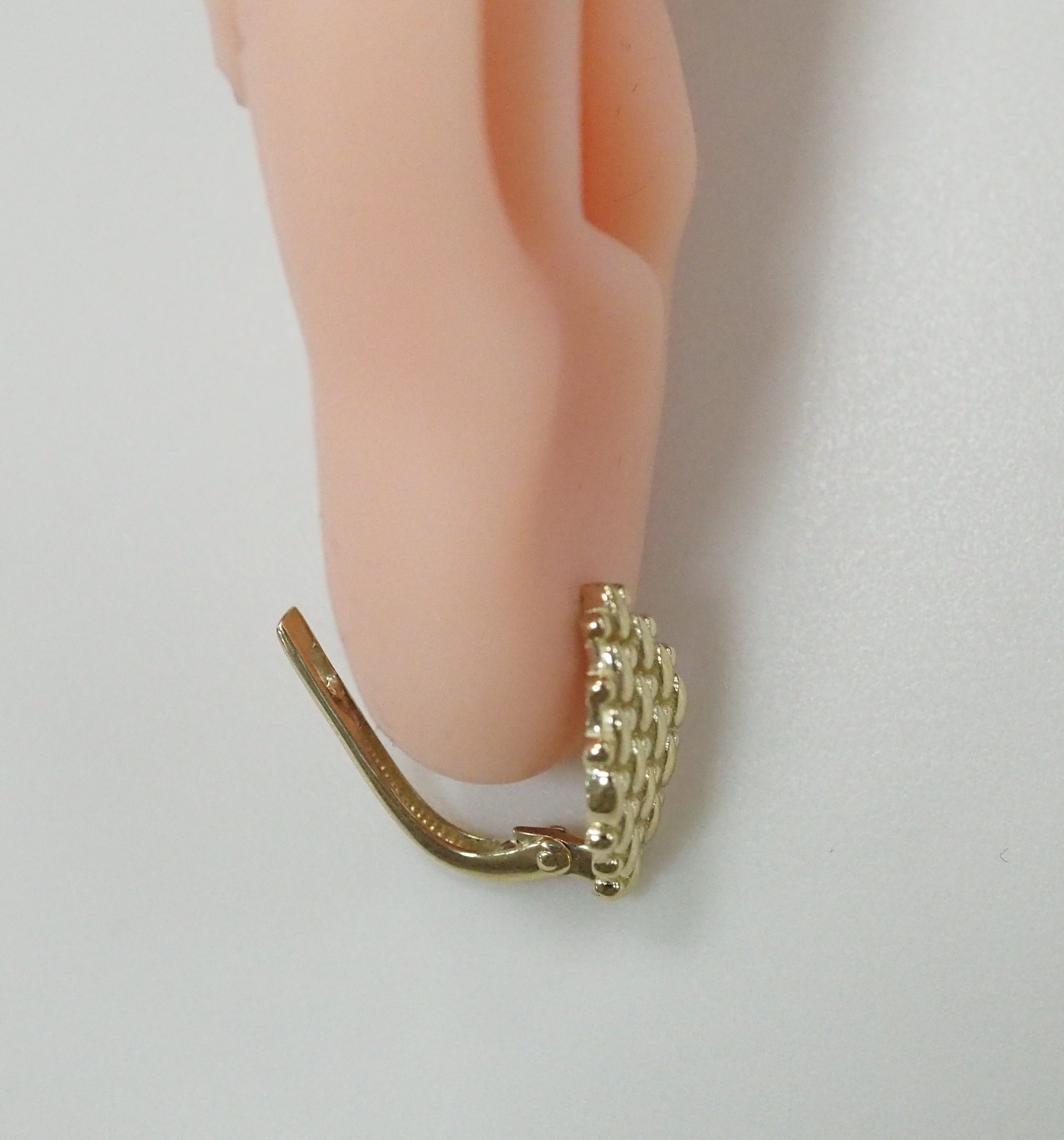 Серьги из желого золота
